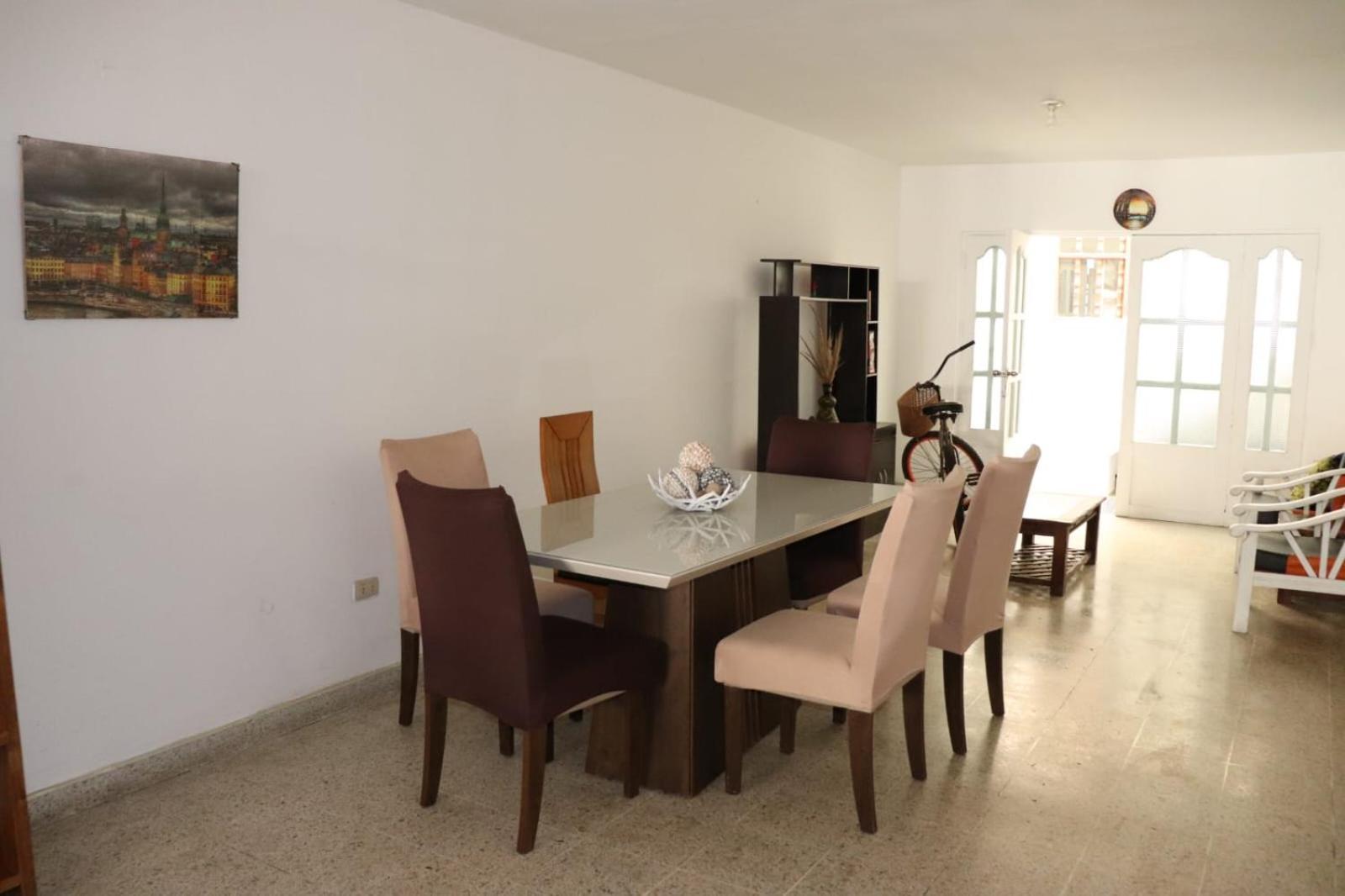 Yellow House Huanchaco Εξωτερικό φωτογραφία