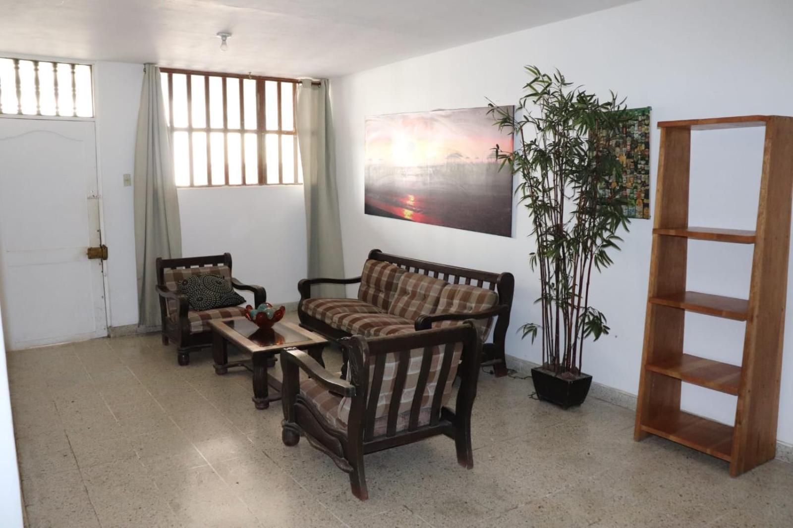 Yellow House Huanchaco Εξωτερικό φωτογραφία